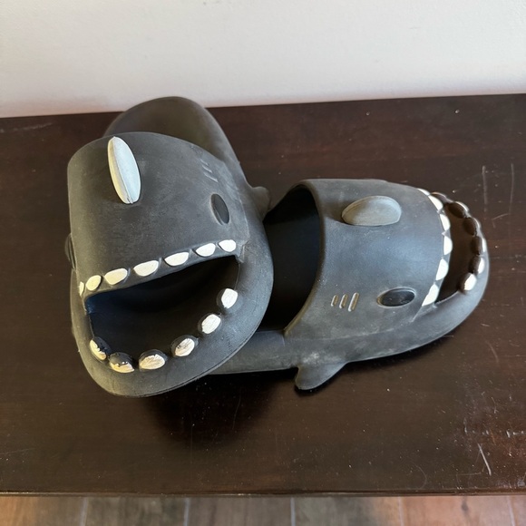 Black Shark Slippers - Picture 1 of 4